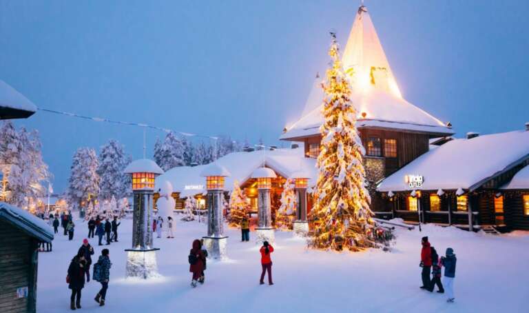 Guía para los amantes de la Navidad en el pueblo de Santa Claus, Finlandia